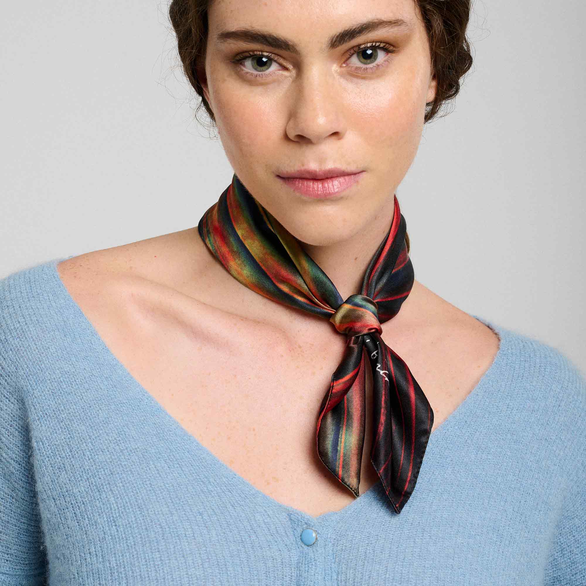 Malus Domestica 5x Silk Scarf