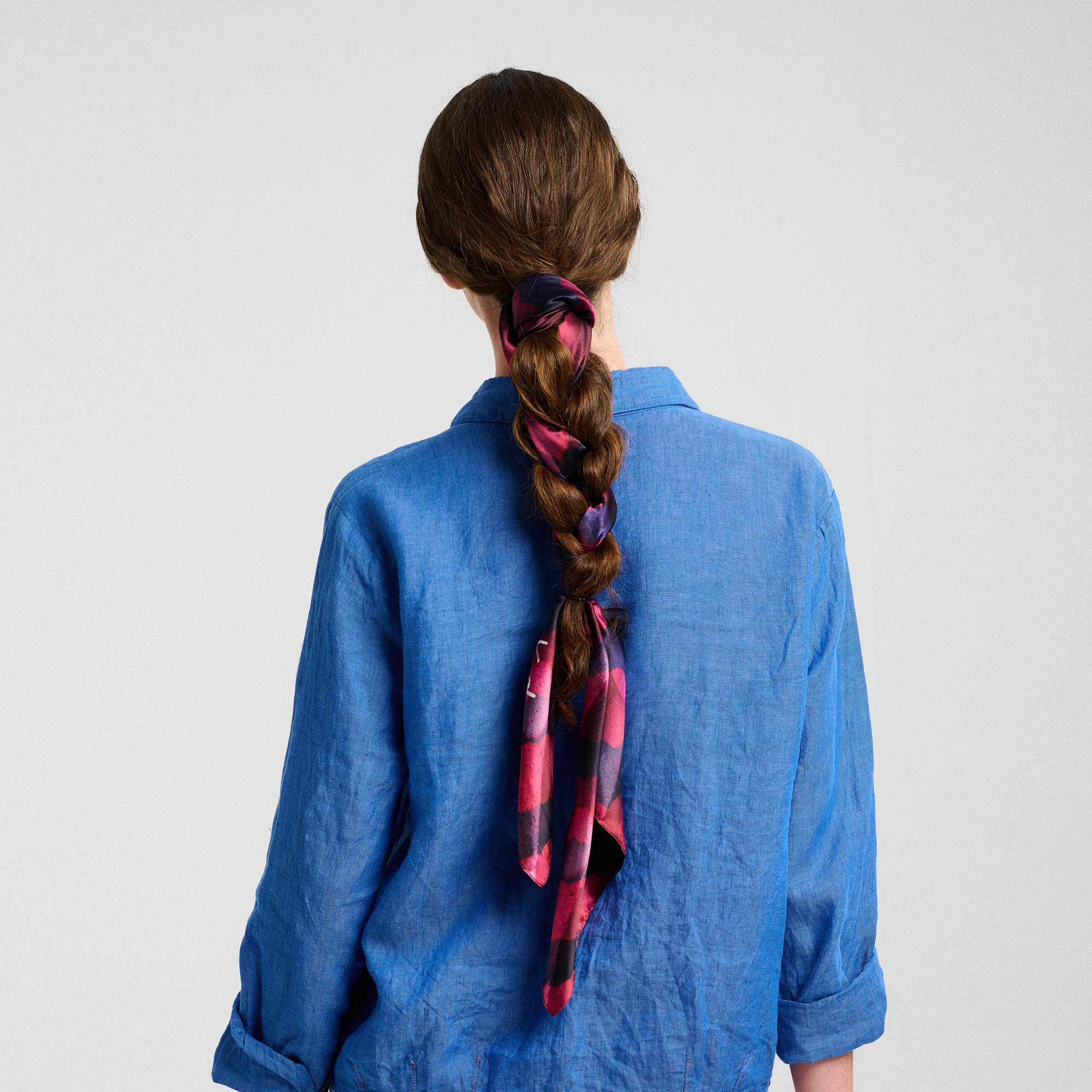 Vaccinium Uliginosum 10x Silk Scarf