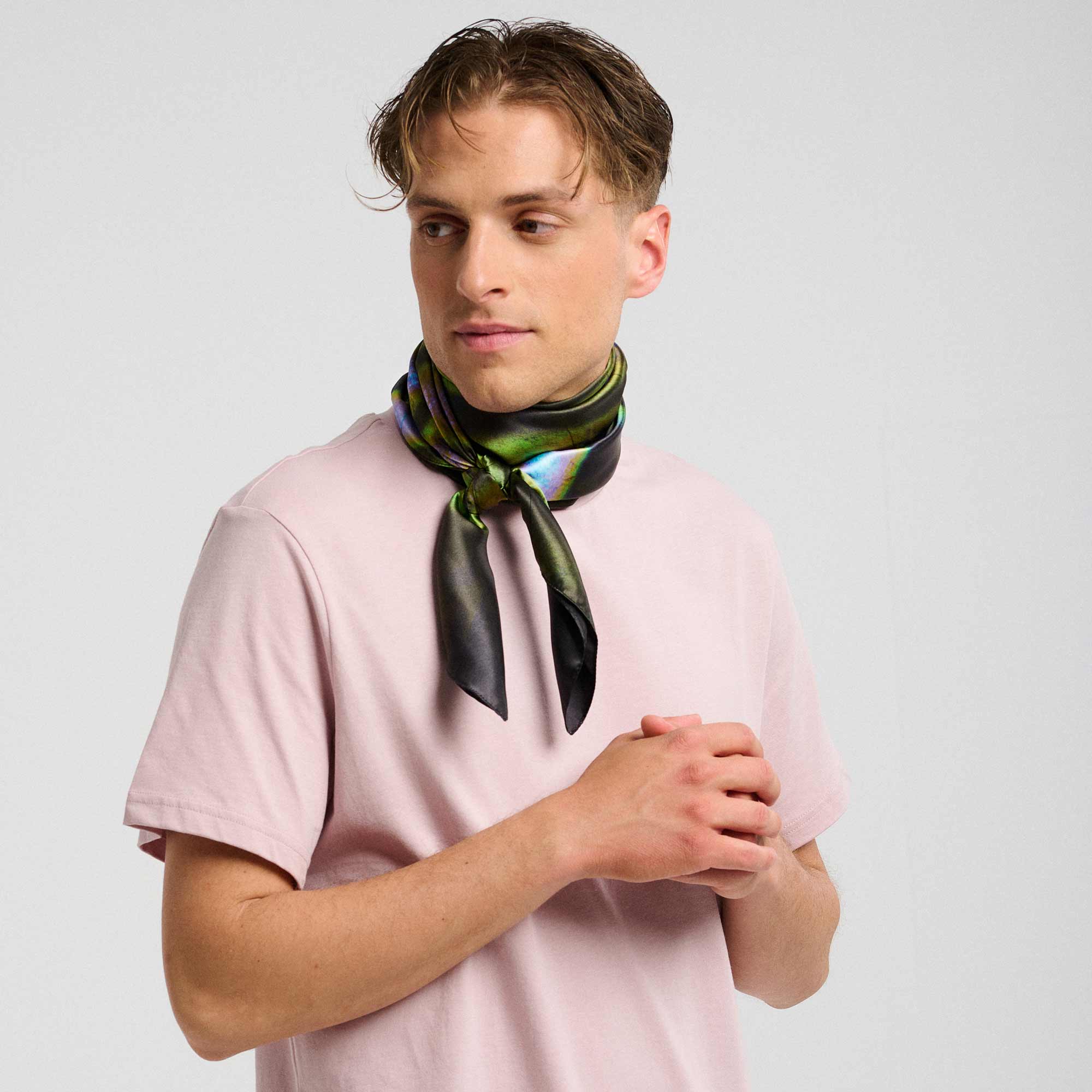 Actinidia Deliciosa 10x Silk Scarf