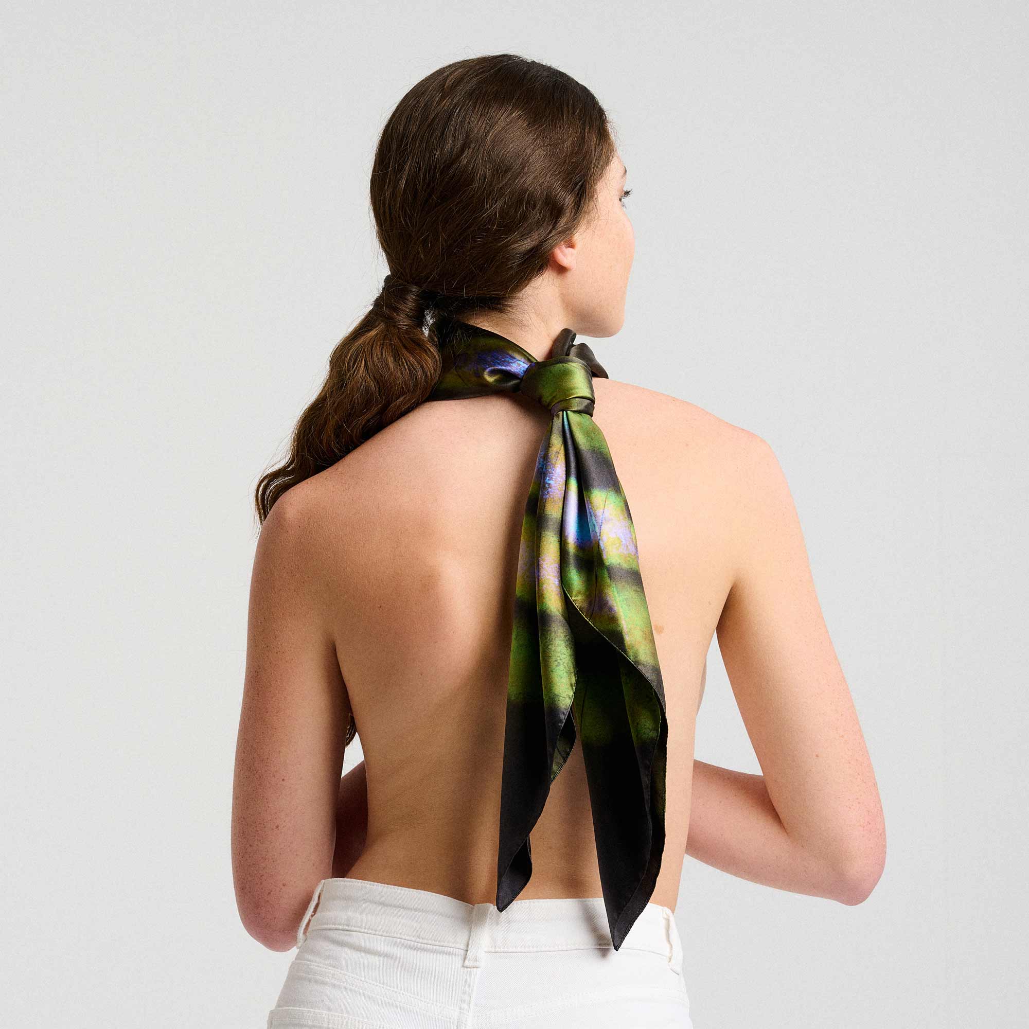 Actinidia Deliciosa 10x Silk Scarf