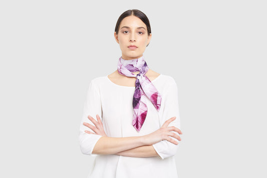How to wear your 90x90cm silk scarf